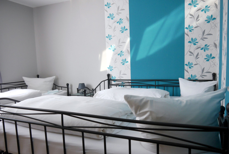 Bedroom 3, Gästehaus Zimmer Frei, Cuxhaven