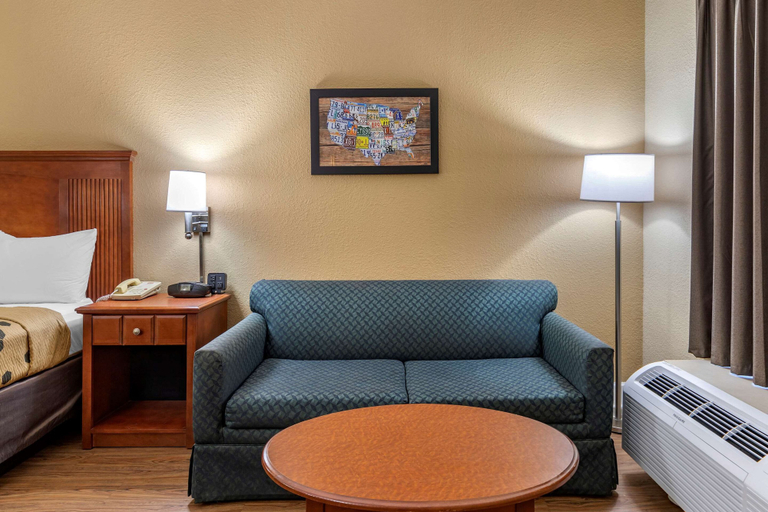 Others 5, Econo Lodge Cordele, Crisp