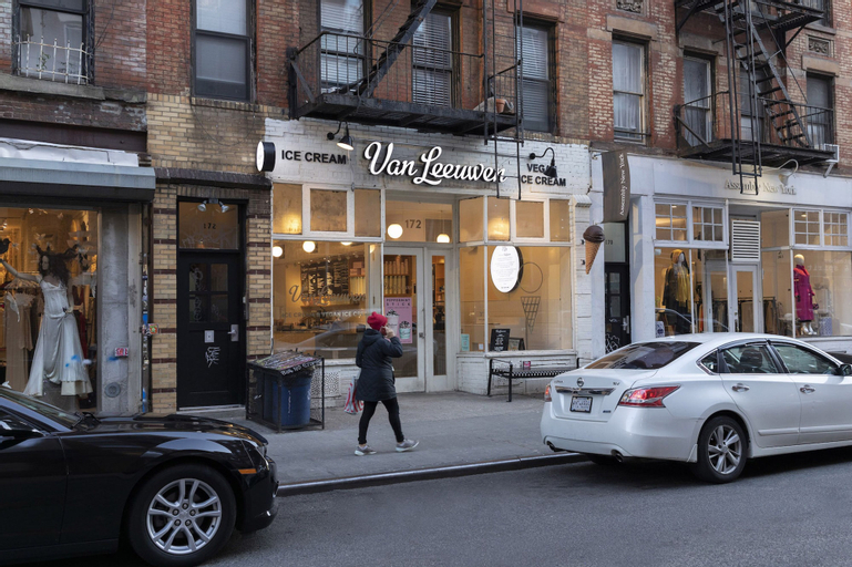 Exterior & Views 2, Kasa Lantern Lower East Side, New York