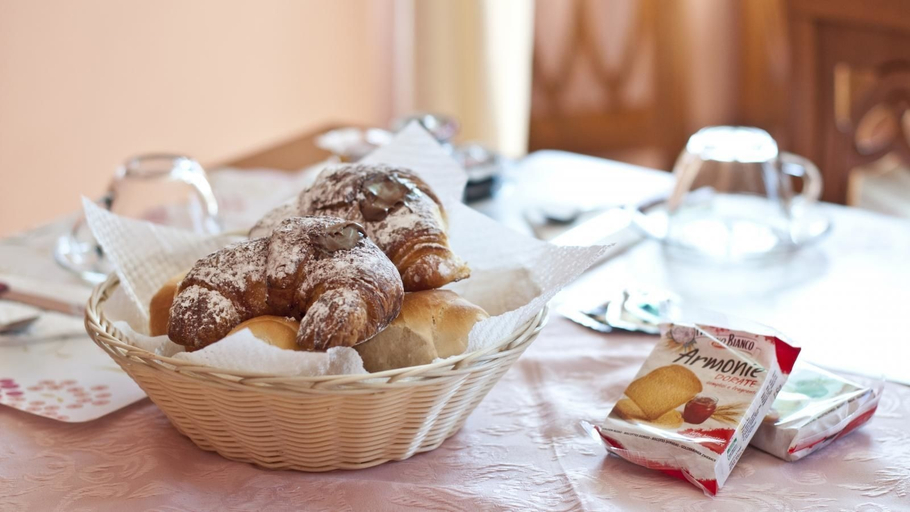 Food & Drinks 4, RS San Sebastiano Holidays, Catania