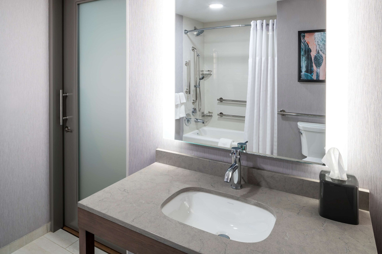 Bathroom 5, Hyatt House Tempe/Phoenix/University, Maricopa