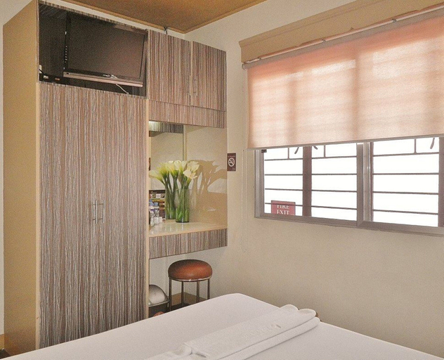 Bedroom 4, Baguio Holiday Villas, Baguio City