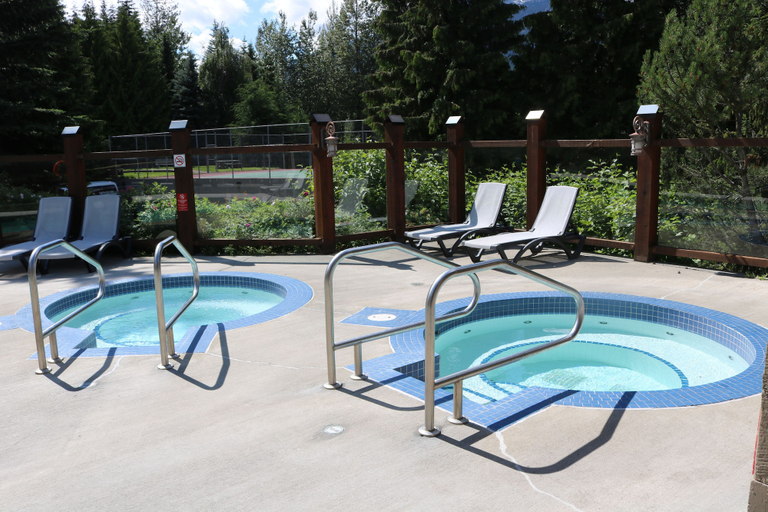 Sport & Beauty 5, Tantalus Resort Lodge, Squamish-Lillooet