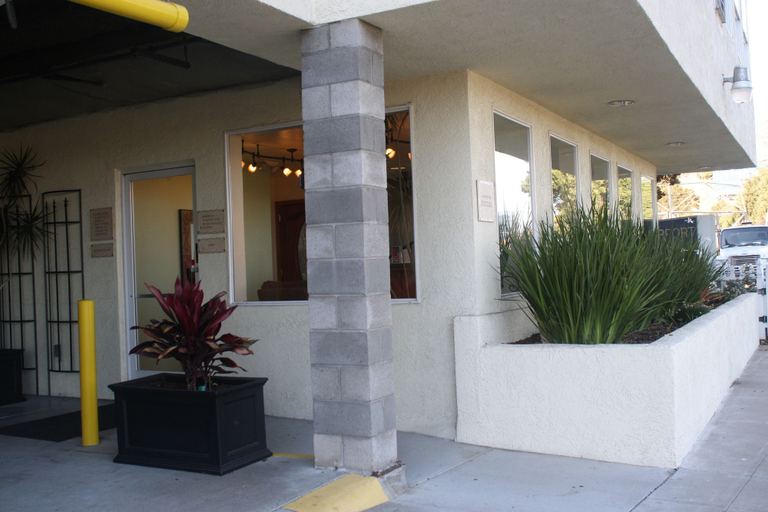 Exterior & Views 2, Airport Inn, San Mateo
