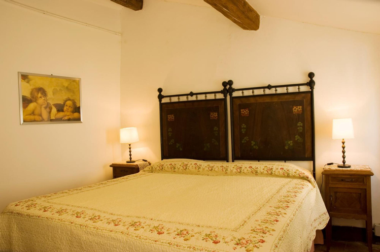 Bedroom 4, Borgo Fontanini, Modena