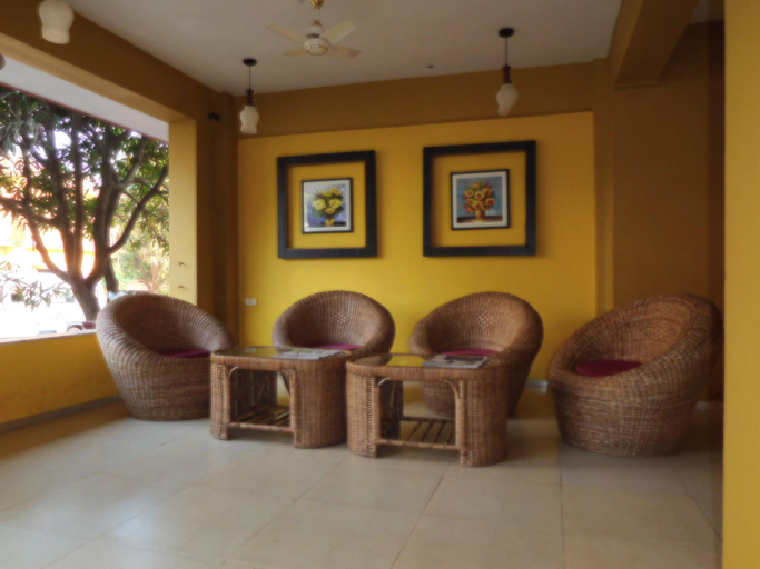 Public Area, Nova De Goa, North Goa