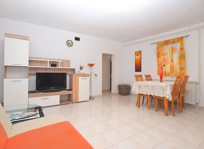 Others 4, Apartments Luce 1204, Medulin