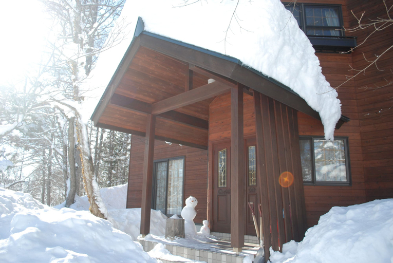 Creek House Hakuba, Hakuba