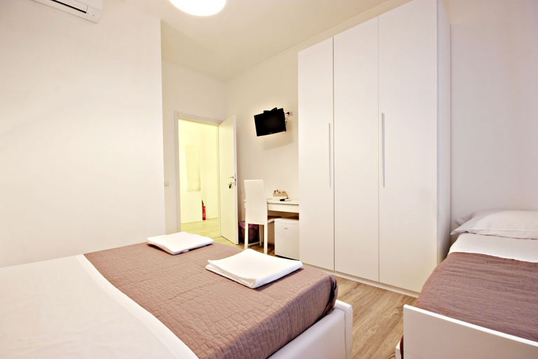 Bedroom 4, Le Piazze di Roma B&B, Roma