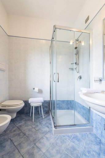 Bathroom 5, Albergo Villa a Mare, Foggia