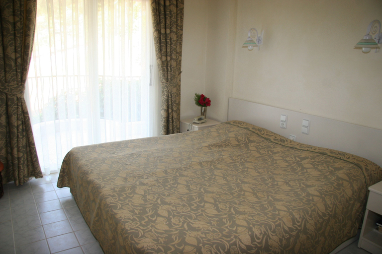 Bedroom 2, Life Apart, Marmaris