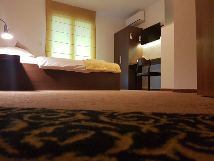 Bedroom 3, Ahar, Sarajevo