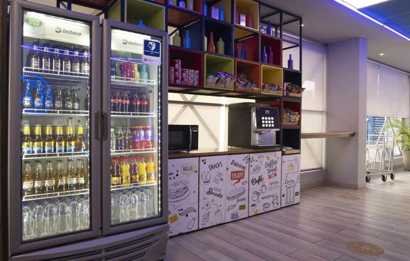 Food & Drinks 5, ibis budget Barranquilla, Barranquilla
