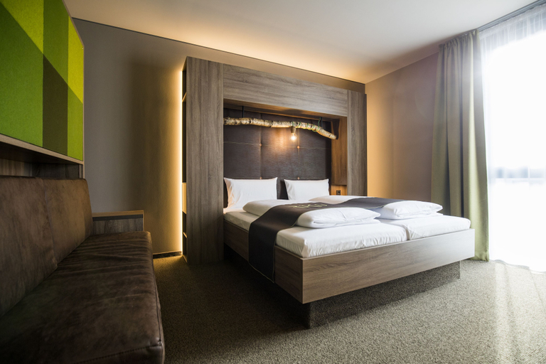 Bedroom 3, RiKu HOTEL Pfullendorf, Sigmaringen