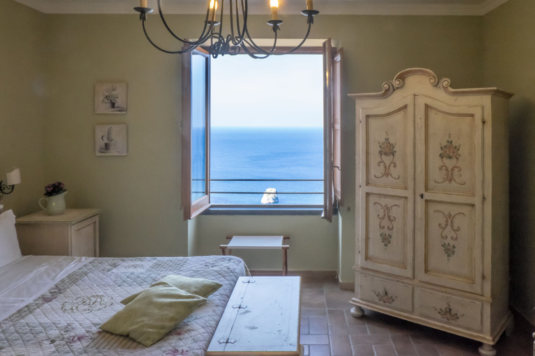 Bedroom 4, Villa Ketty, Napoli