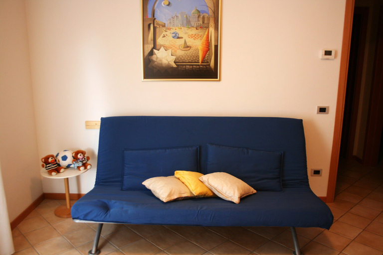 Others 5, Residenza Kenzia, Rimini