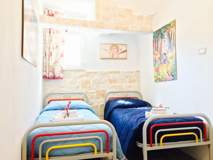 Bedroom 4, Trulli Fenice, Taranto