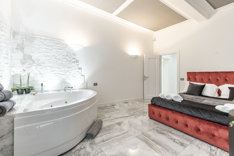 Bathroom 3, Daphne Luxury Suites, Roma