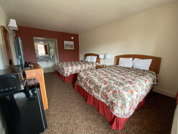 Bedroom 5, Travel Inn Lackland Seaworld, Bexar