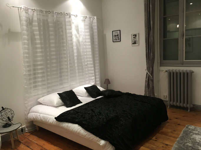 Bedroom 3, L'hommage, Dordogne