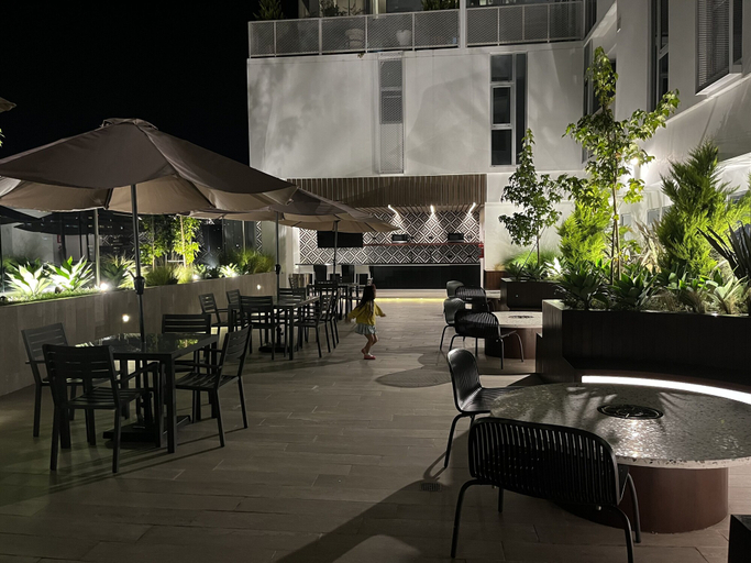 Food & Drinks, Narama zona 13, ZONA 14