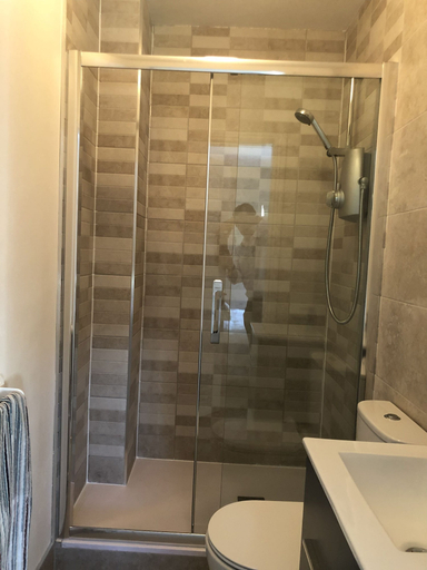 Bathroom 4, Immaculate 3-bed Apartment in Kilkenny
