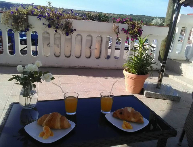 Others 4, Apartment Marjan, Posedarje
