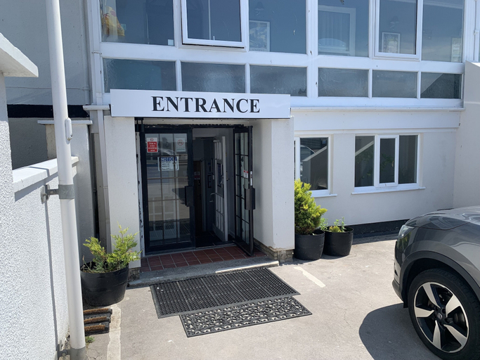 Exterior & Views 2, The Royal Clarence Hotel, Somerset