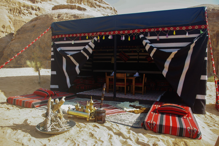 Exterior & Views 2, Sahara Rum Glamping, Quaira