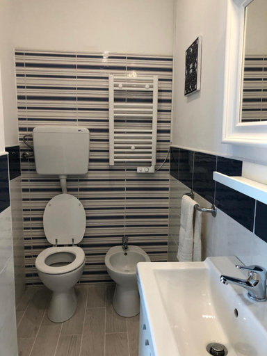 Bathroom 5, Hotel Villa Giovanna, Rimini