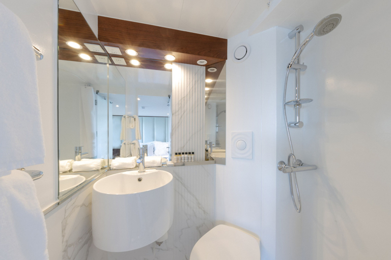 Bathroom 4, Costa do Sal - Boat Lounge Hotel, Ílhavo