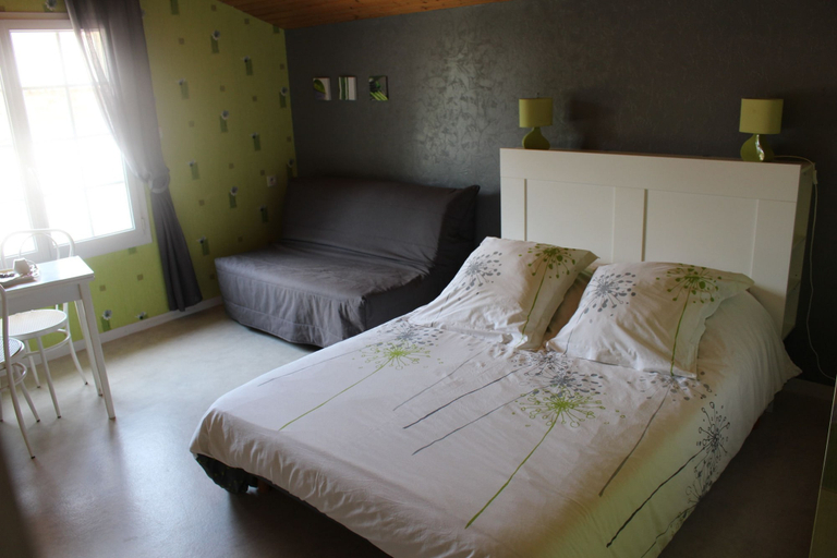 Bedroom 2, La Libaudiere, Vendée