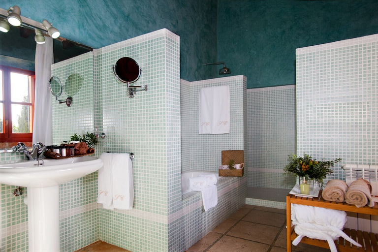 Bathroom, Agroturismo Son Cardaix, Baleares