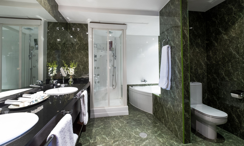 Bathroom 4, Hotel Attica21 Las Rozas, Madrid