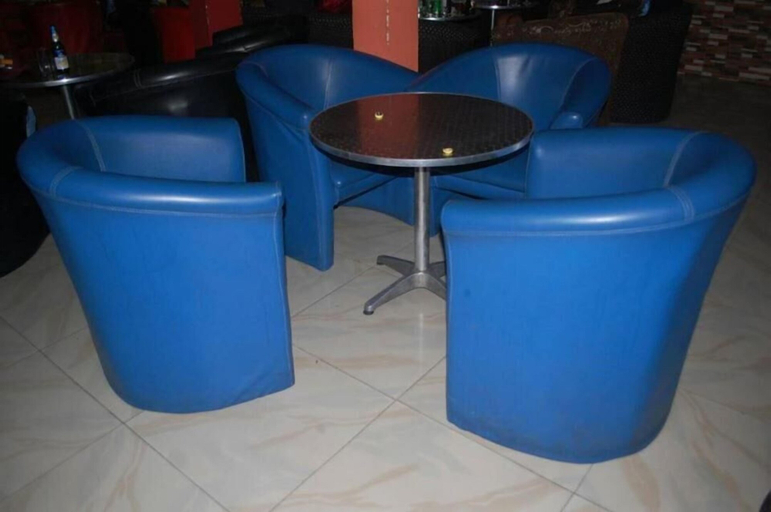 Others 5, Evaville Hotel N Lounge, Obio/Akp