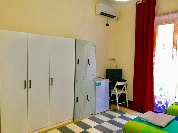 Bedroom 4, Pardis, Rome