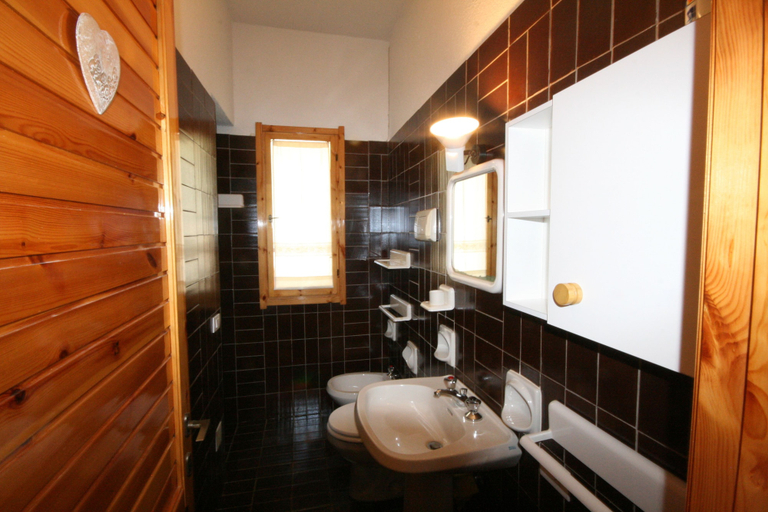 Bathroom 3, Villa Luisa, Cagliari