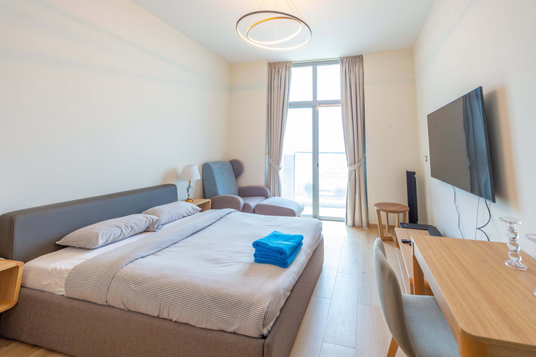 Room 5, BIR - Brand New In front of Metro, Dubai