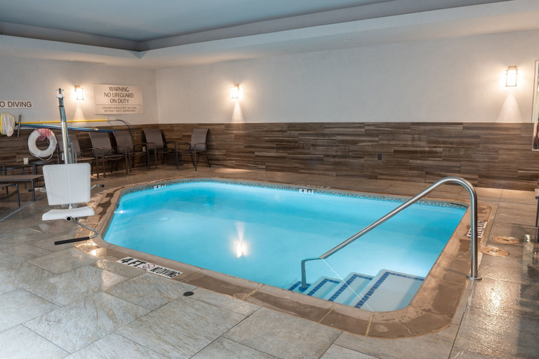 Sport & Beauty, Fairfield Inn and Suites by Marriott Denton, Denton