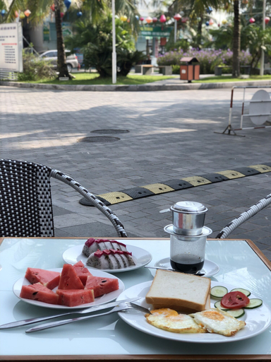 Food & Drinks 5, Cuong Thinh Motel, Hạ Long