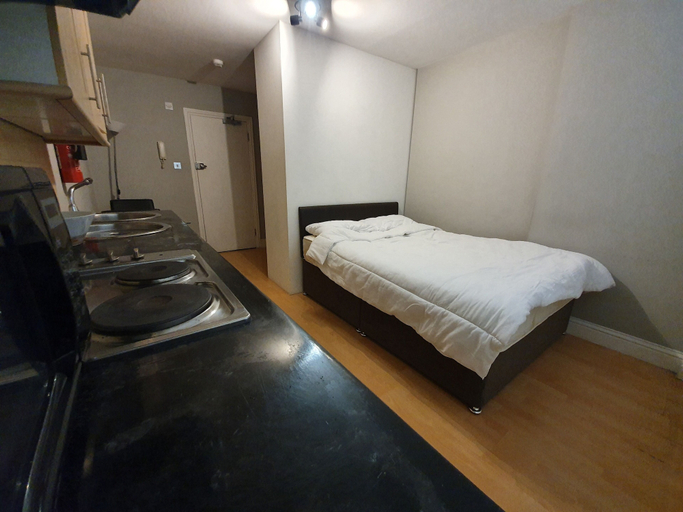 Bedroom 2, Studio Apartment in South Kensington 9, London