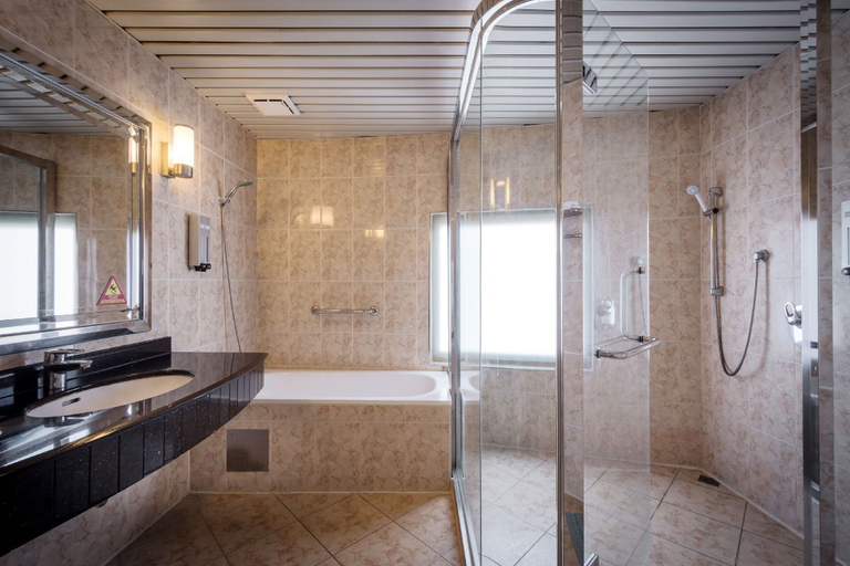 Bathroom 3, Guide Hotel Zhongli Zhongzheng, Taoyuan
