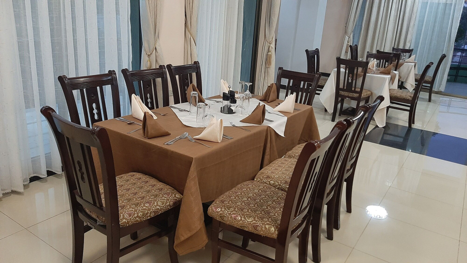 Food & Drinks 5, Teferi Mekonnen Hotel, Bahir Dar Special Zone