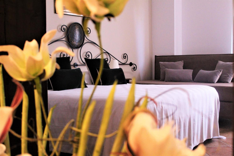 Bedroom 5, Faro Rosso, Perugia