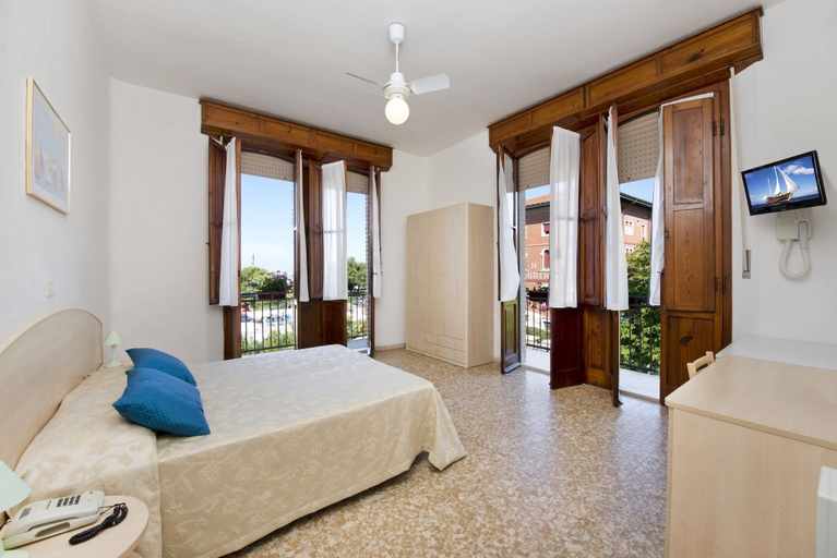Bedroom 3, Hotel Stefania, Forli' - Cesena
