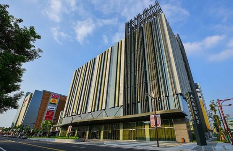 Exterior & Views 1, Grand Royal Hotel, Miaoli