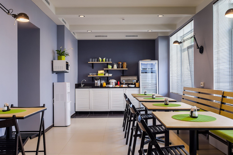 Food & Drinks 4, Hotel Live, Ekaterinburg gorsovet