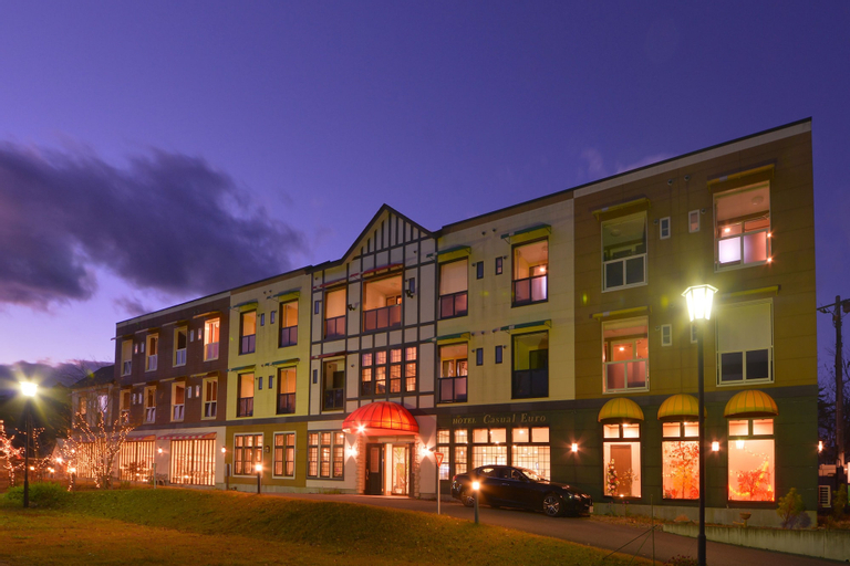 Exterior & Views
