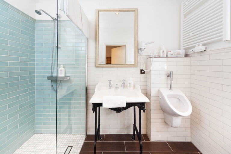 Bathroom 4, Hotel Zeltinger Hof, Bernkastel-Wittlich