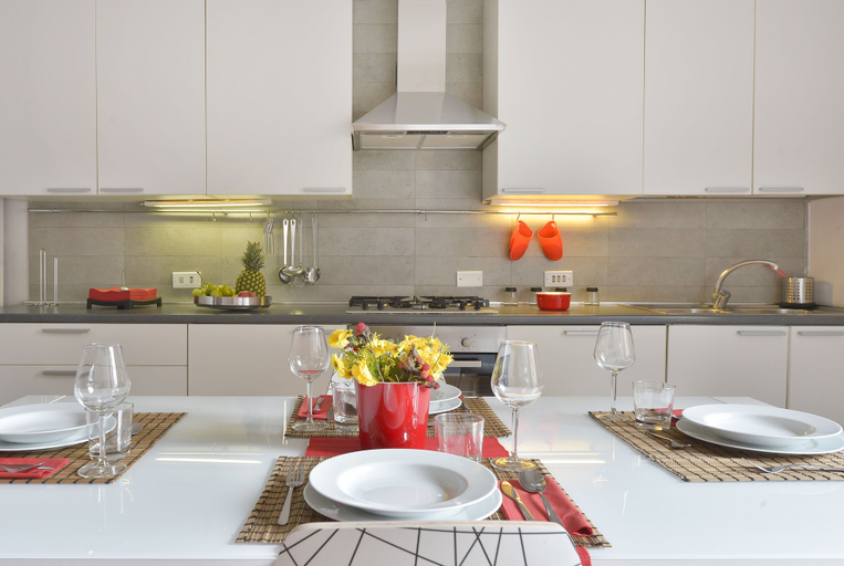 Others 4, At Home - Porta Romana, Milano